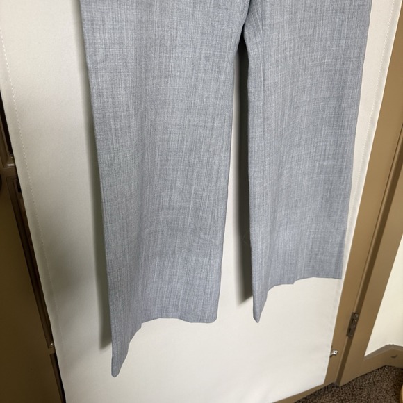 White House Black Market Womens 8S Short Grey Flare Leg Dress Pants Bottoms - Picture 3 of 9